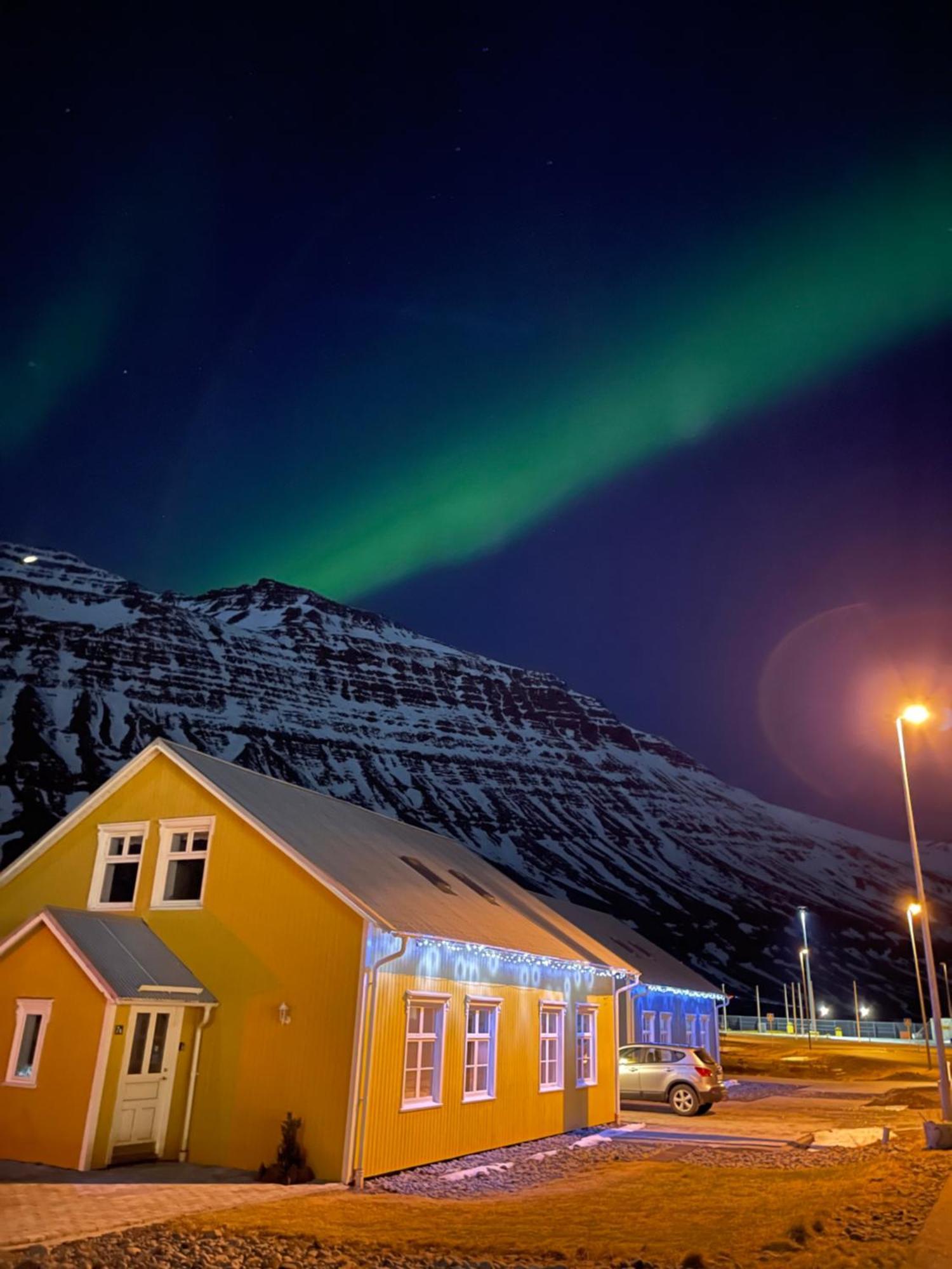伦斯雷拉公寓酒店 Seyðisfjörður 外观 照片